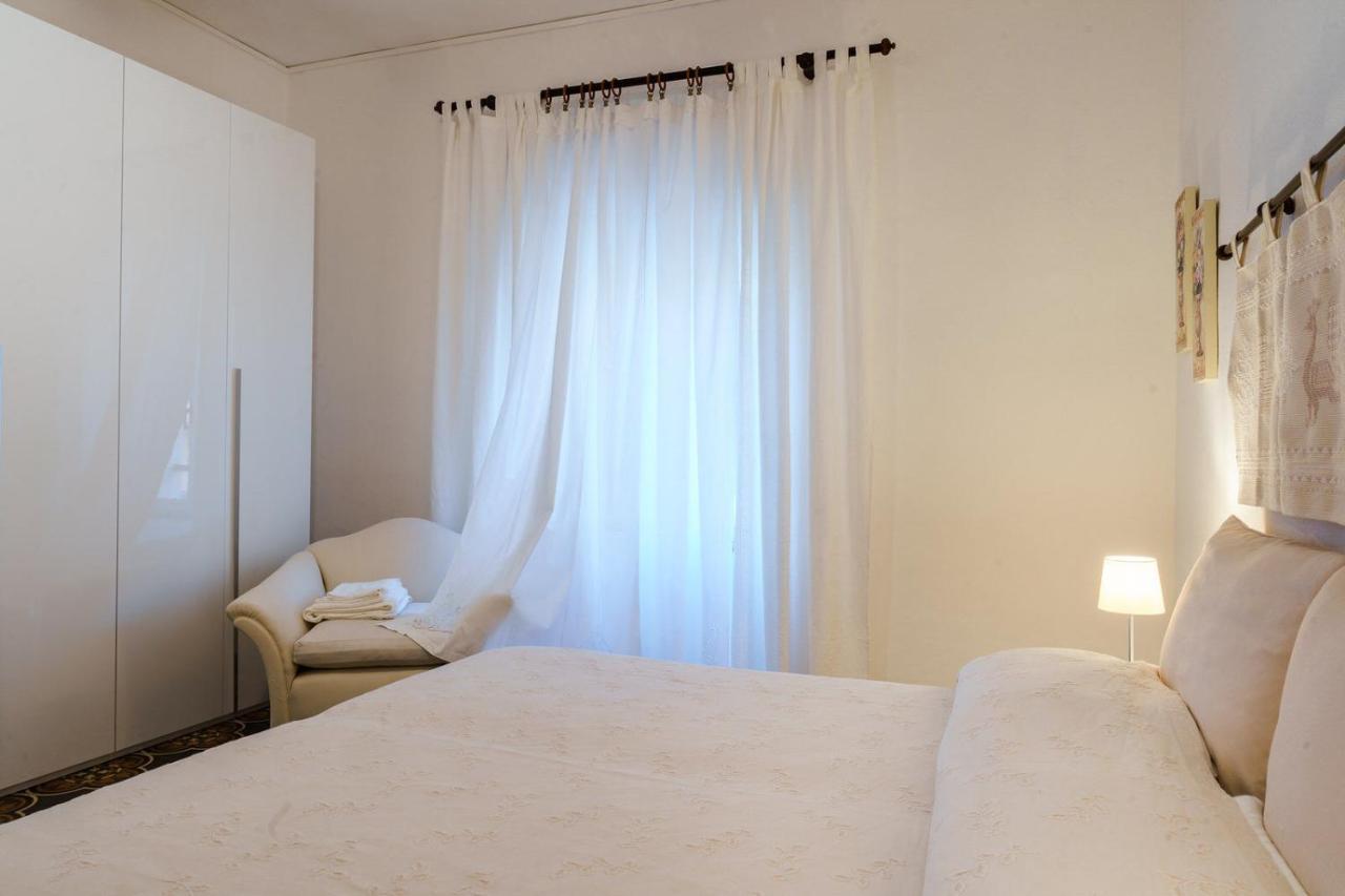 Holiday Home Alle Pavoncelle, Indipendente Con Terrazzo Di 60 Mq Portoscuso Exterior foto