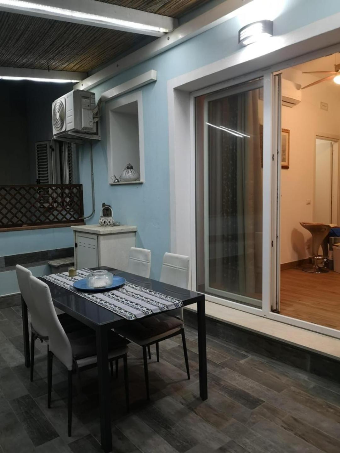 Holiday Home Alle Pavoncelle, Indipendente Con Terrazzo Di 60 Mq Portoscuso Exterior foto